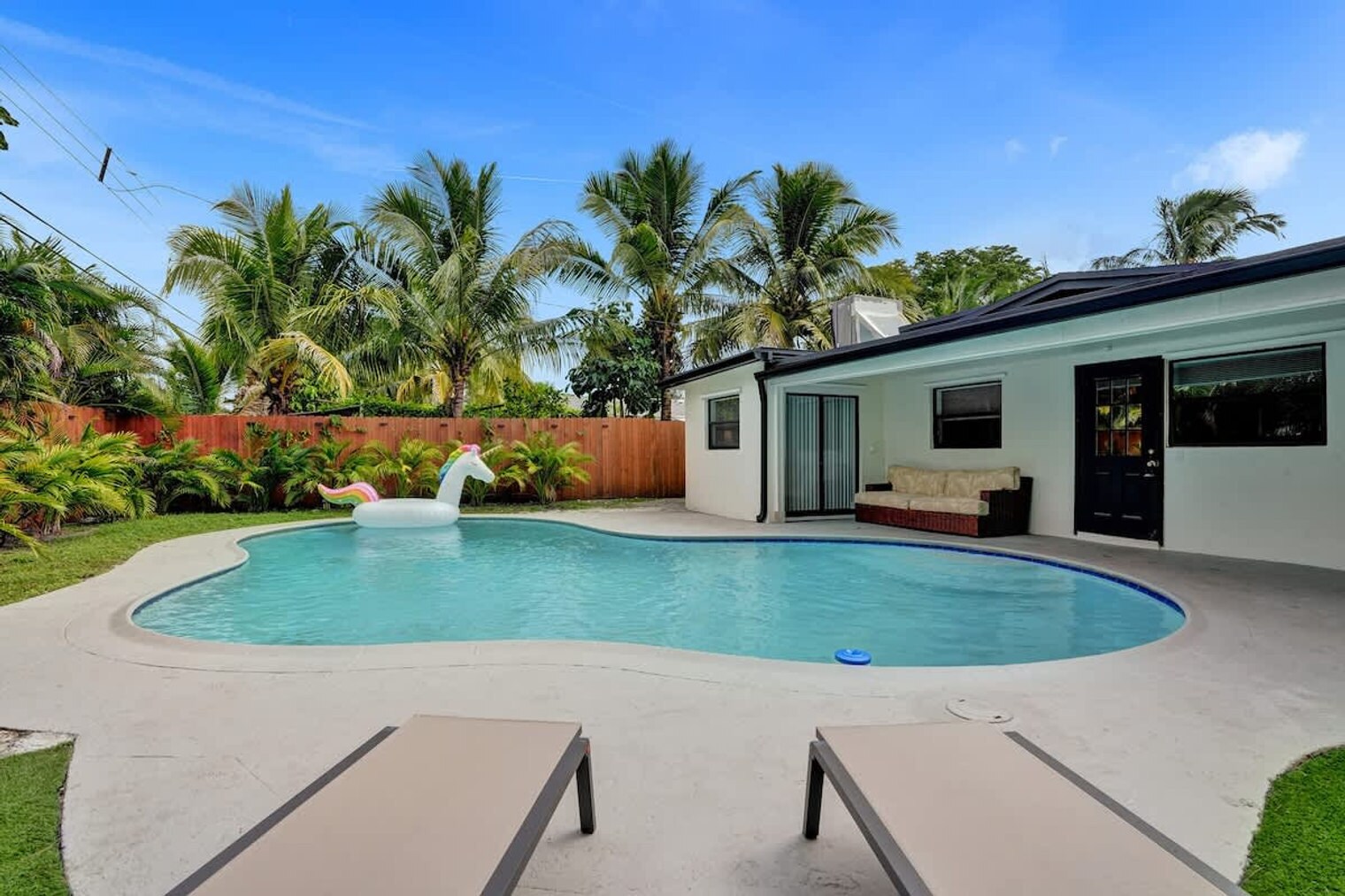 Building Photo - 7531 Simms St