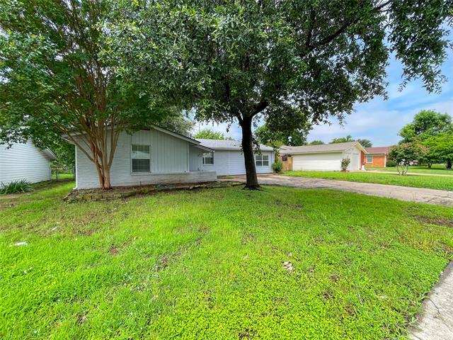 Building Photo - 3430 Princeton Dr