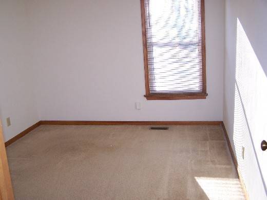 Building Photo - Single Family Home For Rent