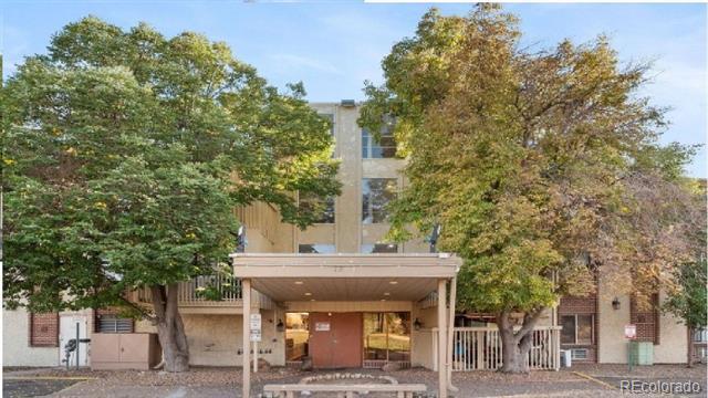 Building Photo - 1304 S Parker Rd