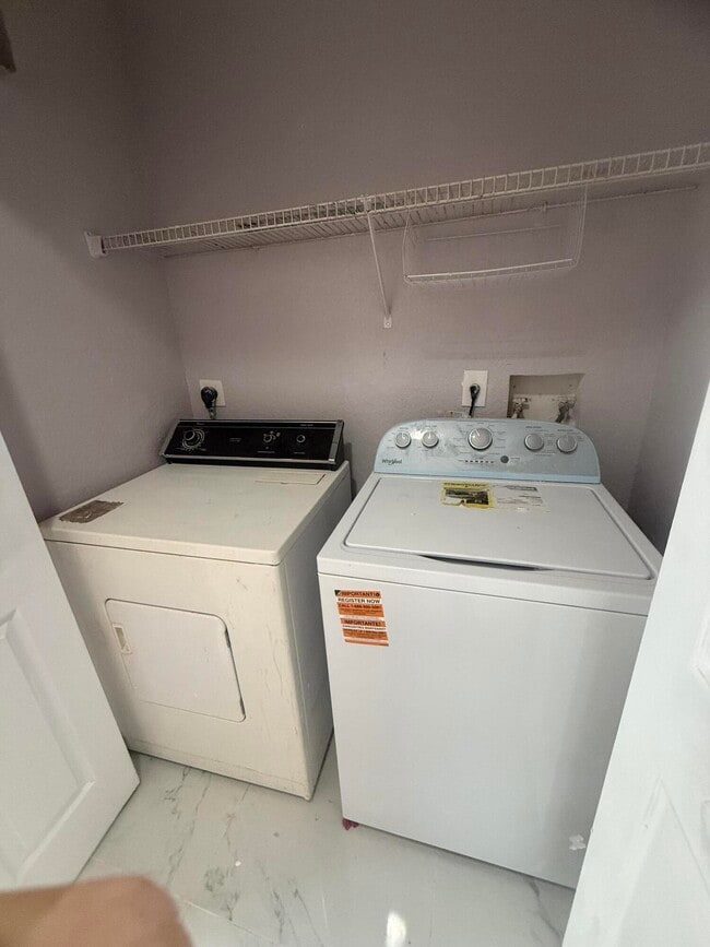 Building Photo - 9831 NW 24th St