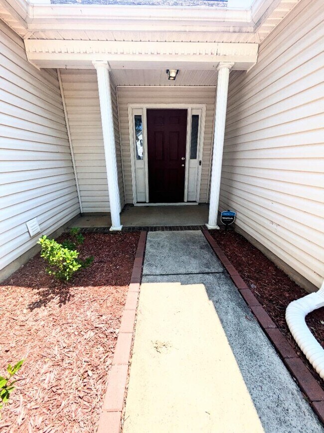 Building Photo - 9231 Shenington Pl