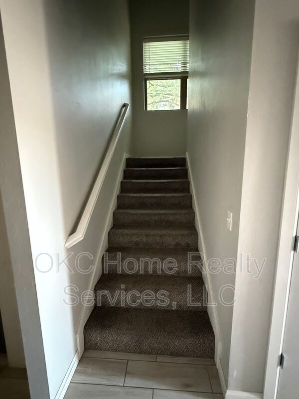 Building Photo - 2905 Quail Creek Rd
