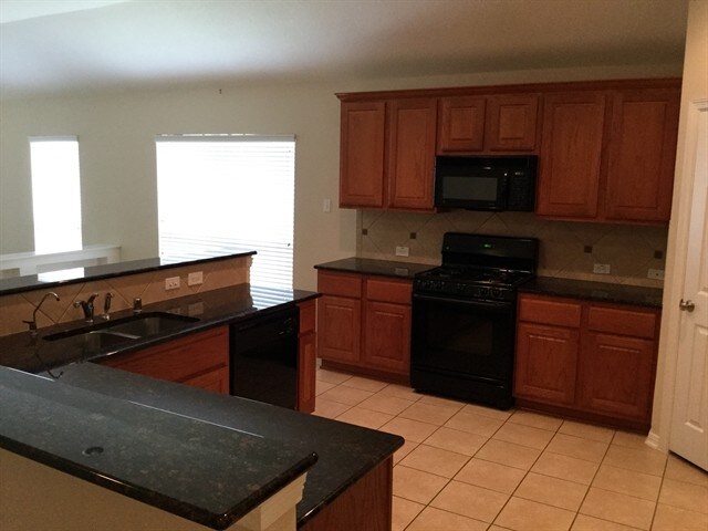 Building Photo - 6170 Galloway Ln