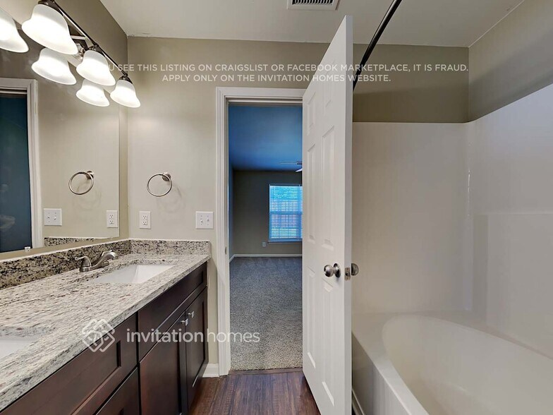 Building Photo - 8402 Angwin Pl