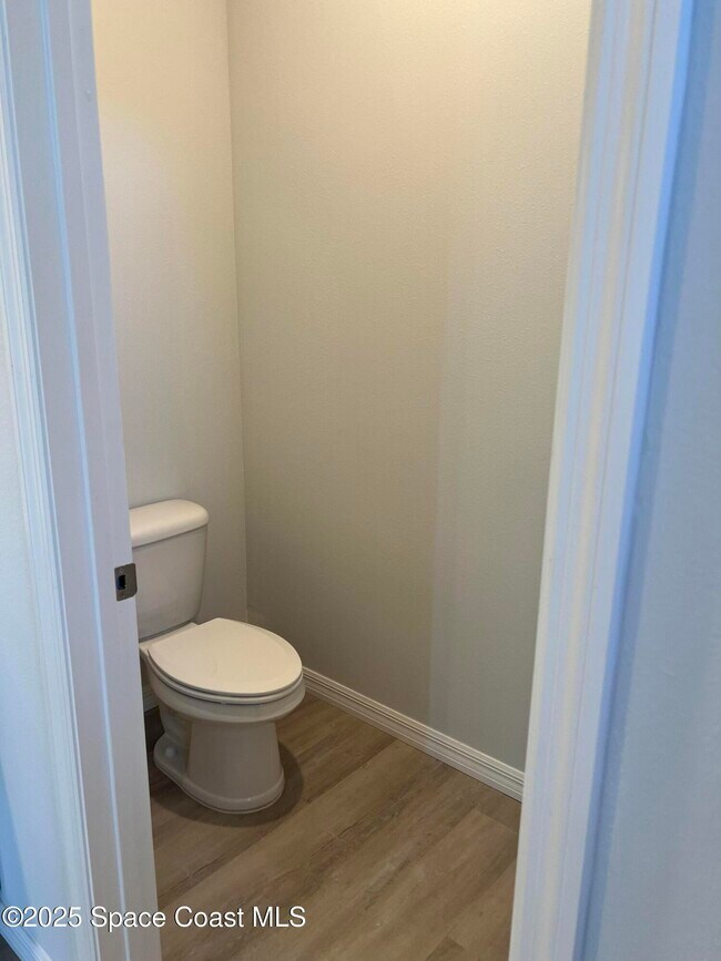 Building Photo - 542 Lambright St SW