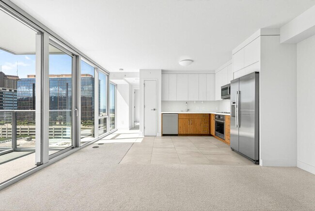 Building Photo - 629 Keeaumoku Street - Azure Ala Moana #1303