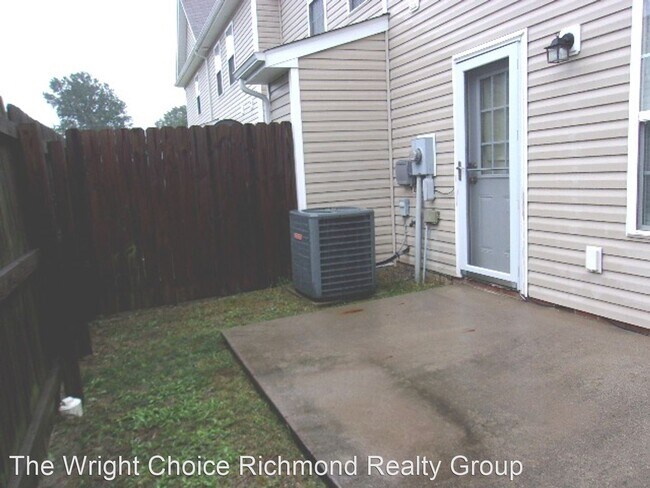 Building Photo - 3 br, 2.5 bath House - 4049 Eagle Dr