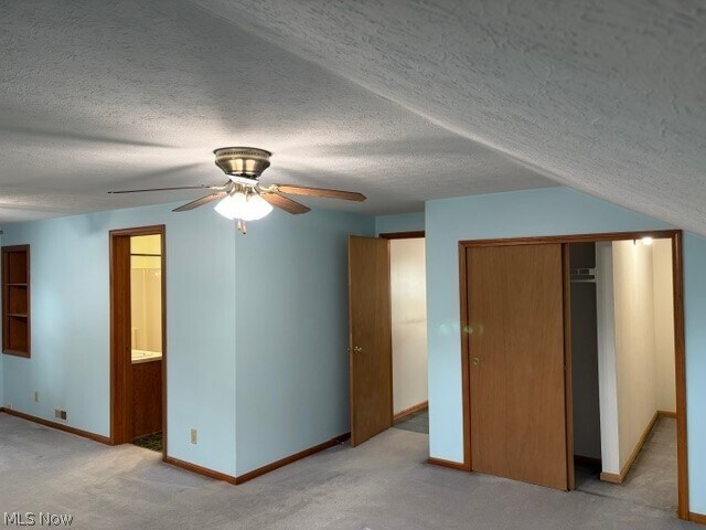 Building Photo - 5675 S Park Blvd