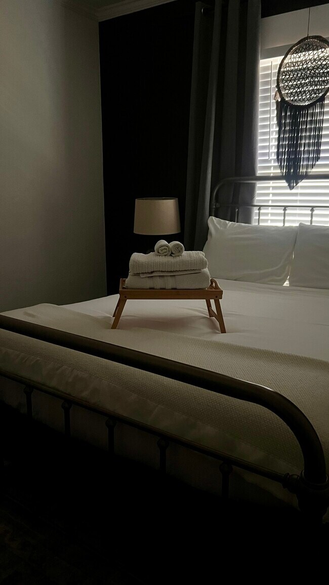 Building Photo - 5006 Hardy St