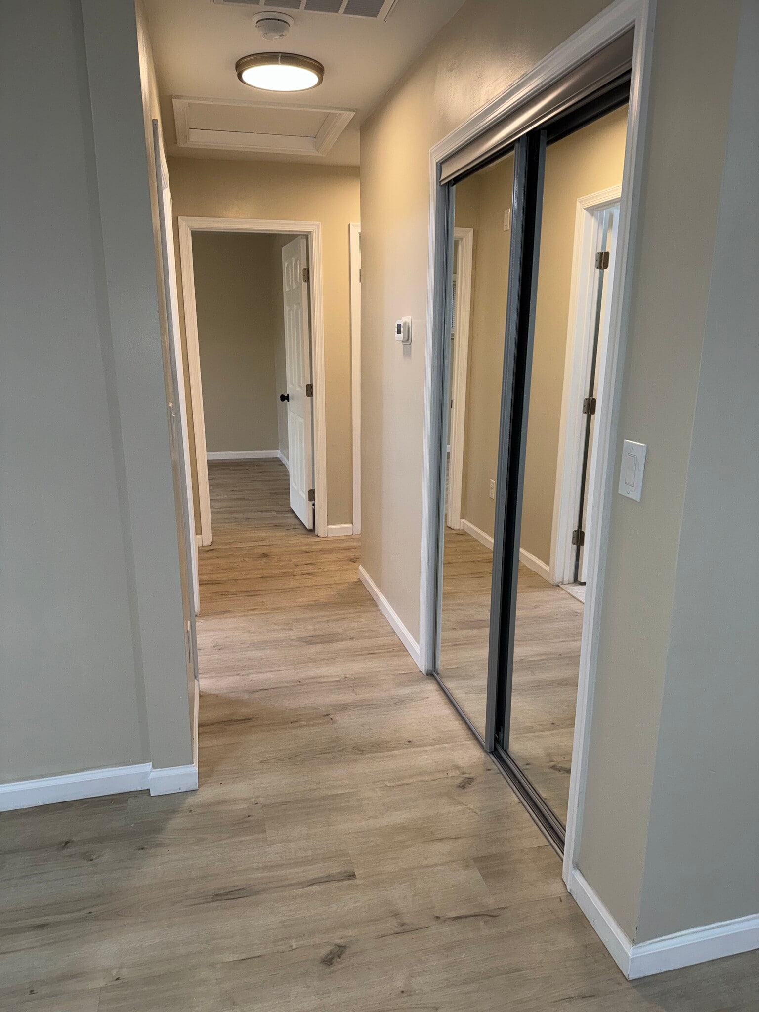 Building Photo - 901 Haledon Rd