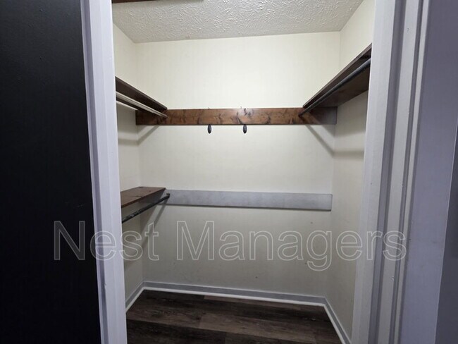 Building Photo - 4491 Briton Ct