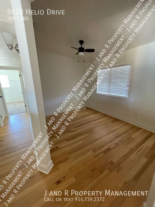Building Photo - 9628 Helio Dr