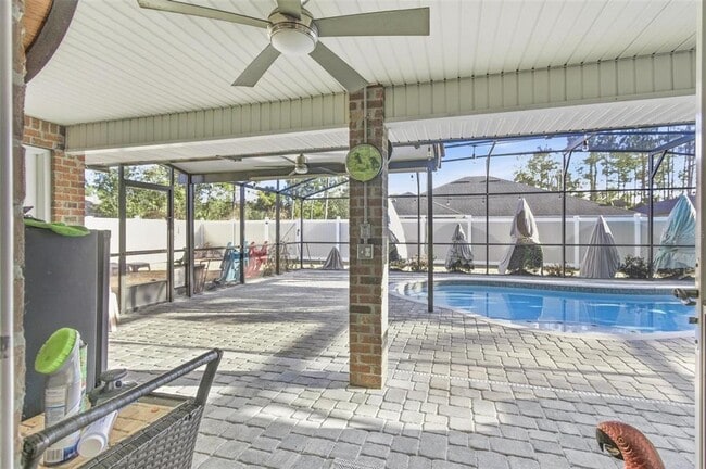 Building Photo - 4 Seaton Valley Path