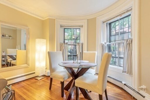 Primary Photo - 174 W Brookline St