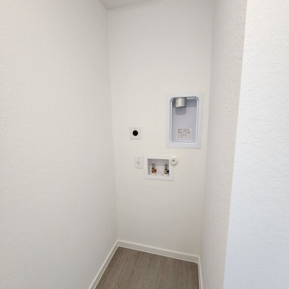 Building Photo - 7204 India Star-