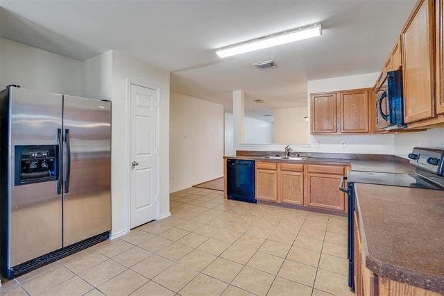 Building Photo - 13196 Cleburne Dr