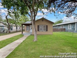 Primary Photo - 443 Seele St