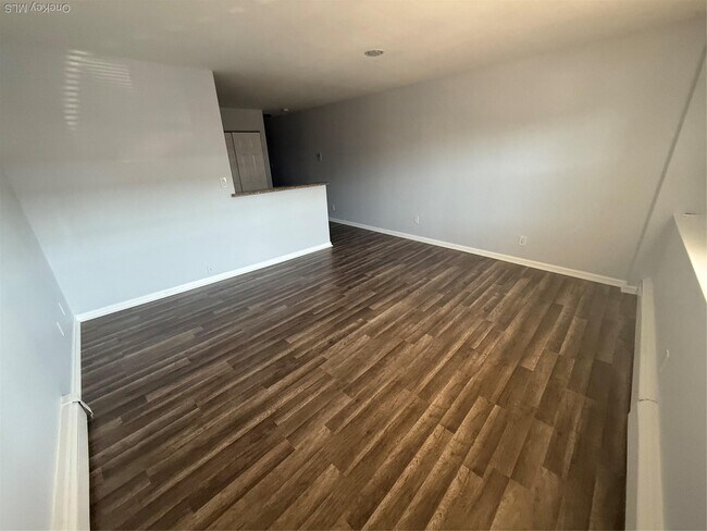 Building Photo - 1219 2nd Ave