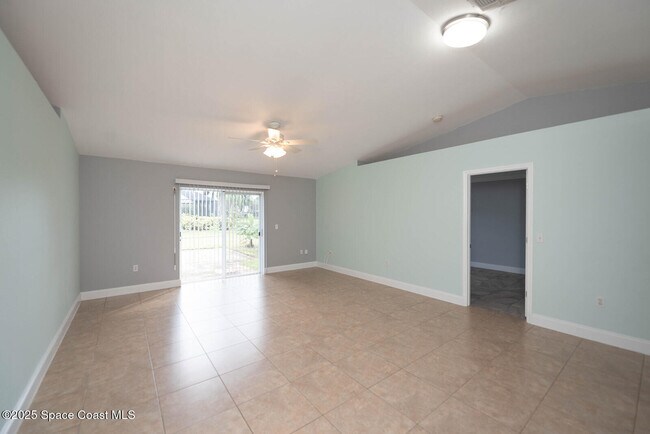 Building Photo - 5081 Spinet Dr