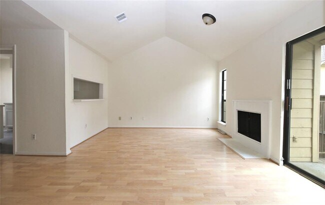 Building Photo - 777 Bering Dr