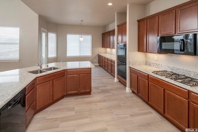 Building Photo - 11581 Anthem Dr