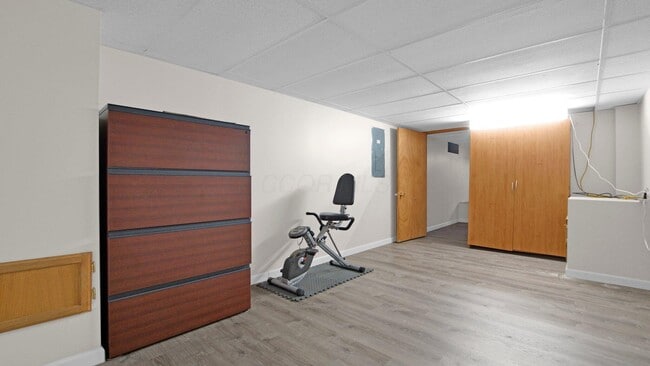 Building Photo - 1602 Covina Dr