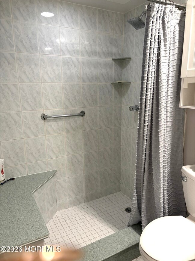 Building Photo - 2111 Waters Edge Dr
