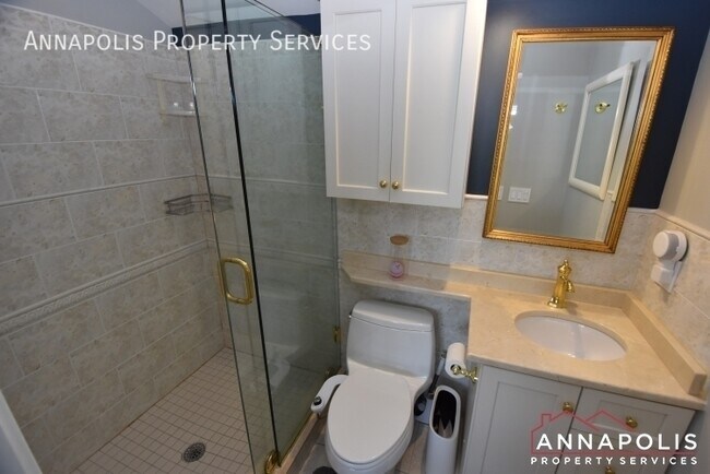 Building Photo - 2118 Chesapeake Harbour Dr