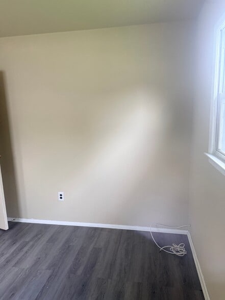 Building Photo - 432 Linden St
