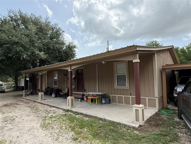 Building Photo - 1166 Manak Rd