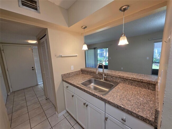 Building Photo - 110 Cypress Woods Ct