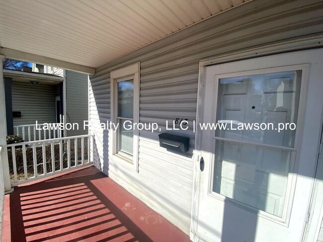 Building Photo - 813 Gilmer Ave NW