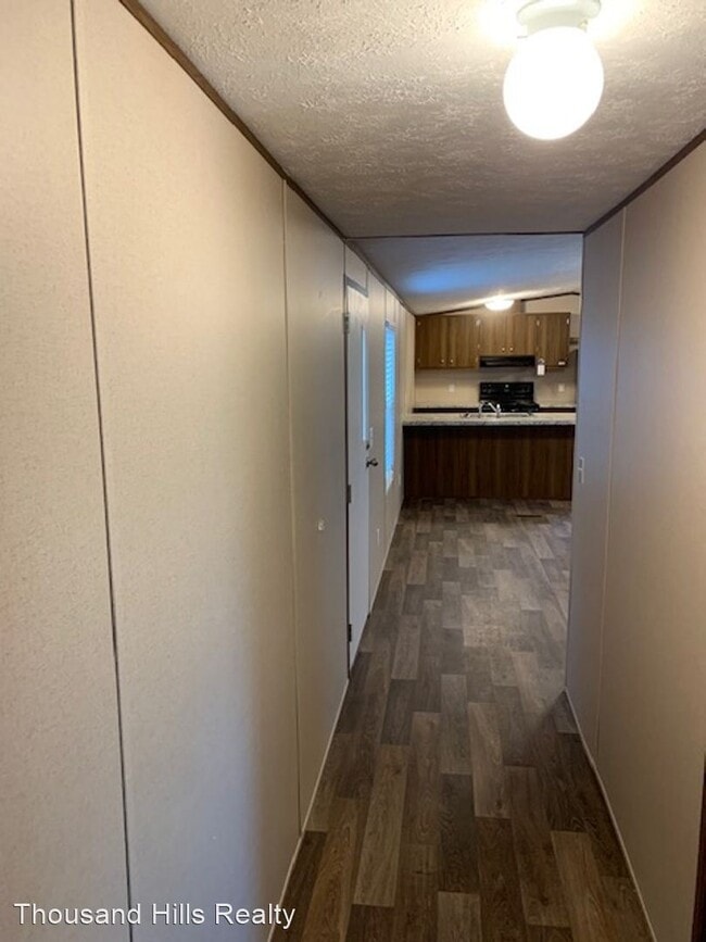 Building Photo - 2 br, 2 bath House - 640 State Highway 248...