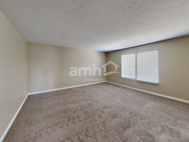 Building Photo - 1376 Blue Ridge Ln