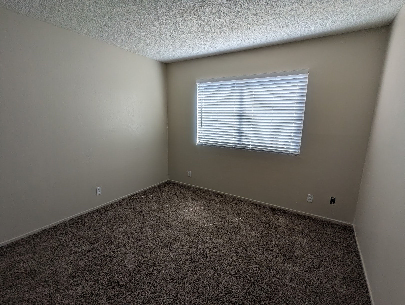 Building Photo - 939 Jamieson Ct