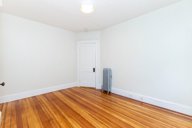 Building Photo - 20 Egerton Rd