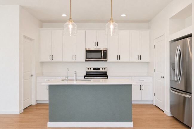 Building Photo - 18128 W Soft Wind Dr