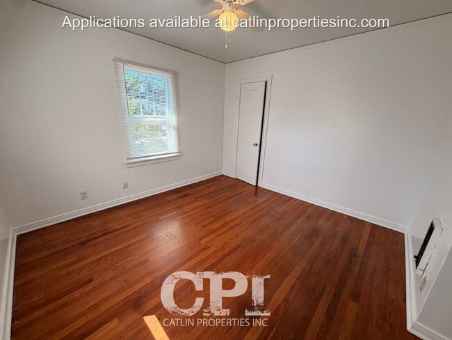 Building Photo - 1533 20th Ave
