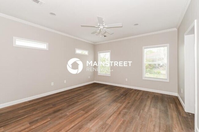 Building Photo - 4 Bedroom Pet-Friendly Home in Lehigh Acre...