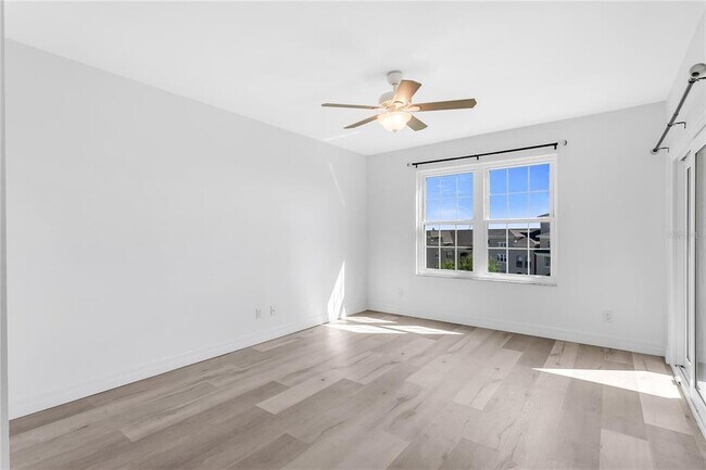 Building Photo - 1000 S Harbour Island Blvd