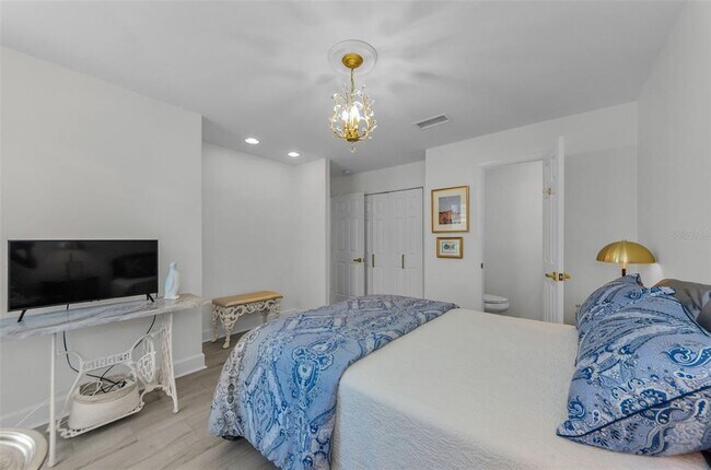 Building Photo - 2700 Bayshore Blvd