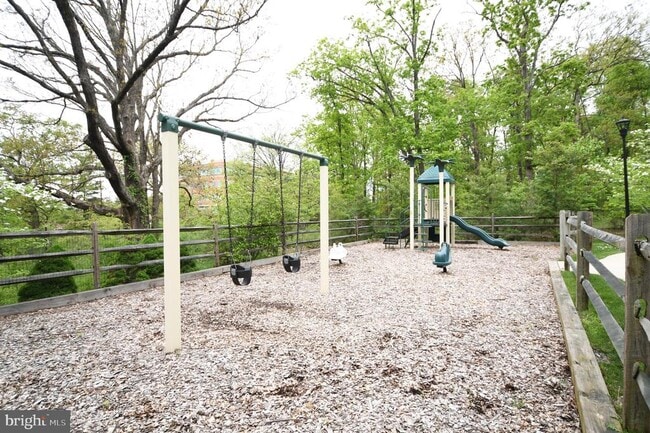 Building Photo - 14823 Wootton Manor Ct