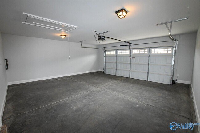 Building Photo - 113 Gary Allen Blvd