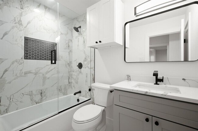 Building Photo - 9717 Anderson Village Dr