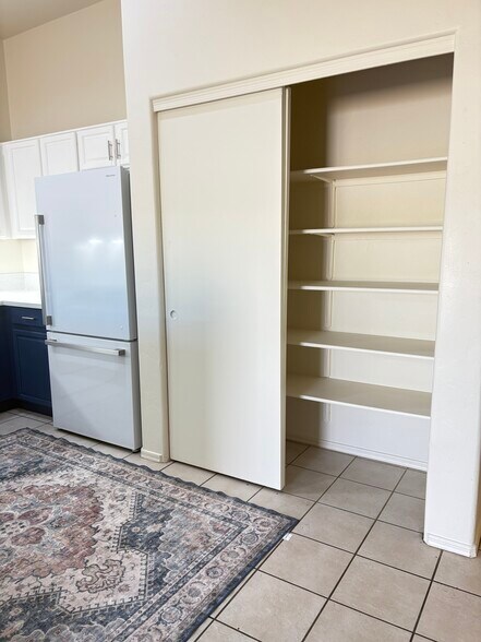 Building Photo - 8519 E Seabury Ct