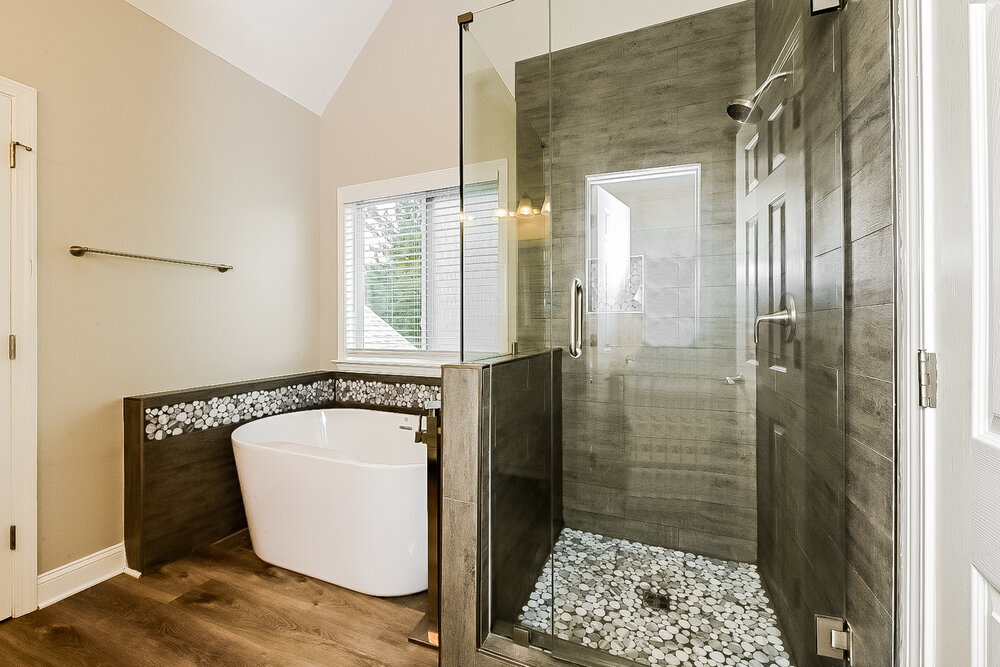 Building Photo - 7971 Clearview Cir