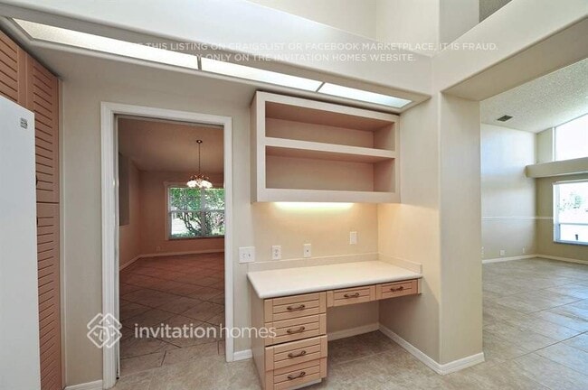 Building Photo - 437 Waterford Cir E