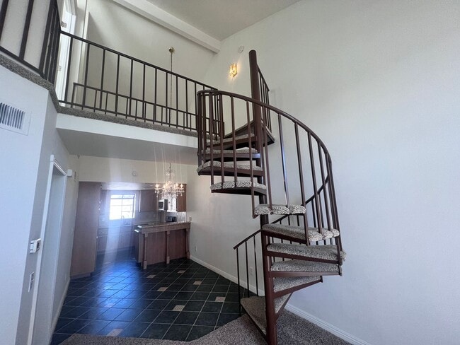 Building Photo - Princessa Estates 2 Bedroom + Loft in Cany...