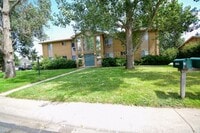 Building Photo - 1700 Larch St